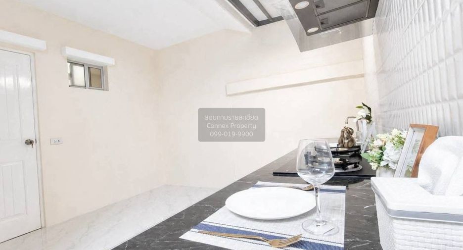 For sale 3 bedrooms townhouse in Mueang Nonthaburi, Nonthaburi
