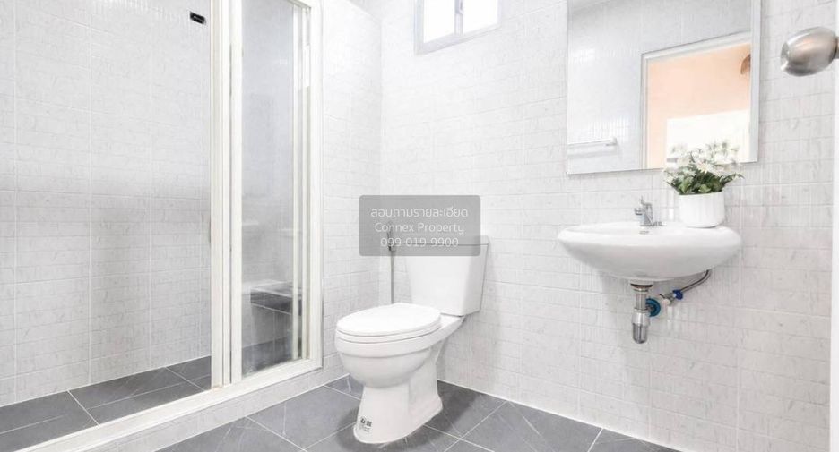 For sale 3 bedrooms townhouse in Mueang Nonthaburi, Nonthaburi
