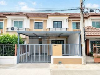 For sale 3 bedrooms townhouse in Mueang Nonthaburi, Nonthaburi