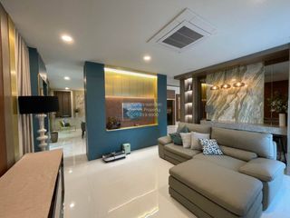 For sale 5 bedrooms house in Bang Phli, Samut Prakan