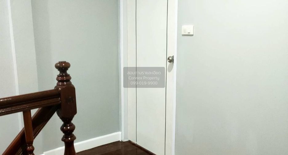 For sale 2 bedrooms townhouse in Wang Thonglang, Bangkok