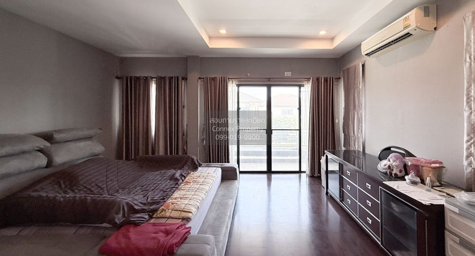 For sale 3 bedrooms house in Bangkok Noi, Bangkok