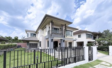 出售 3 卧室 独立屋 在 Bangkok Noi, 曼谷