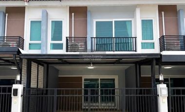 For sale 3 bedrooms townhouse in Mueang Phuket, Phuket