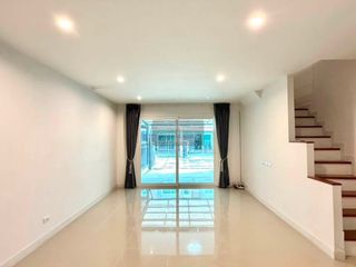 For sale 3 bedrooms townhouse in Mueang Phuket, Phuket