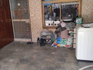 For sale 3 bedrooms townhouse in Phra Khanong, Bangkok