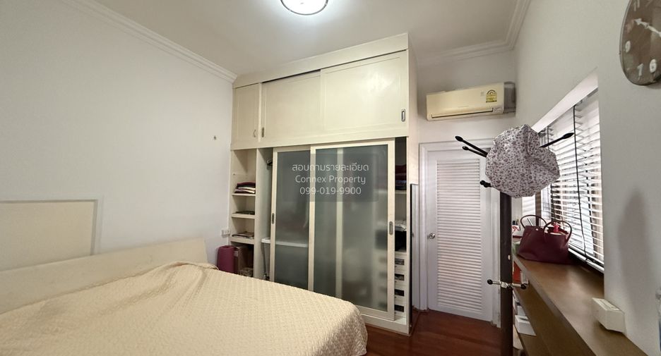 For sale 7 bedrooms townhouse in Phaya Thai, Bangkok