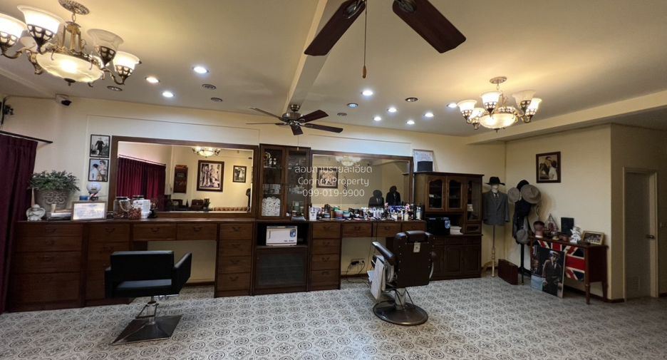 For sale 3 bedrooms retail Space in Lam Luk Ka, Pathum Thani
