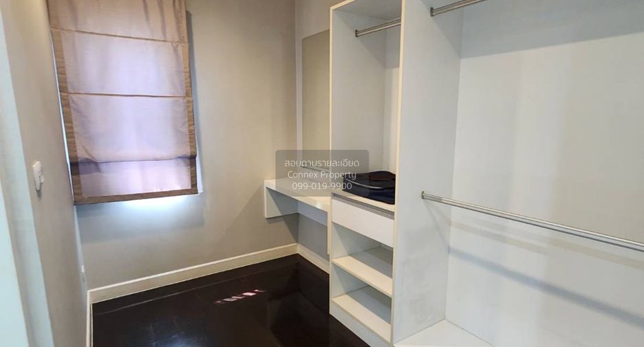 For sale 4 bedrooms house in Pak Kret, Nonthaburi