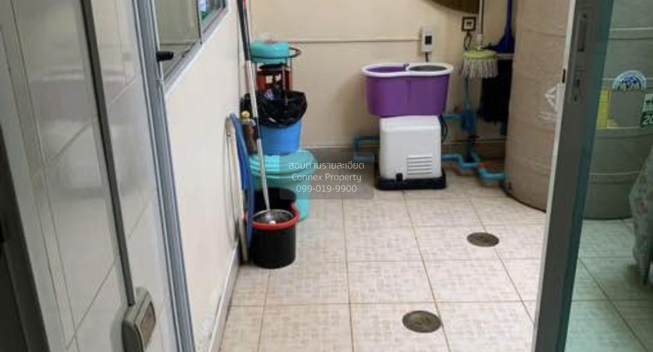 For sale 3 bedrooms townhouse in Phra Pradaeng, Samut Prakan