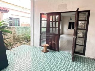 À vendre 5 chambres maison à Khlong Luang, Pathum Thani