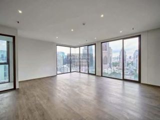 For sale 3 bedrooms condo in Sathon, Bangkok