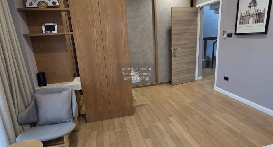 For sale 4 bedrooms house in Khan Na Yao, Bangkok