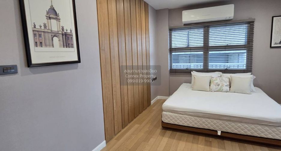 For sale 4 bedrooms house in Khan Na Yao, Bangkok