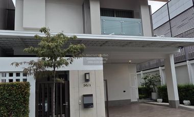 For sale 4 bedrooms house in Khan Na Yao, Bangkok