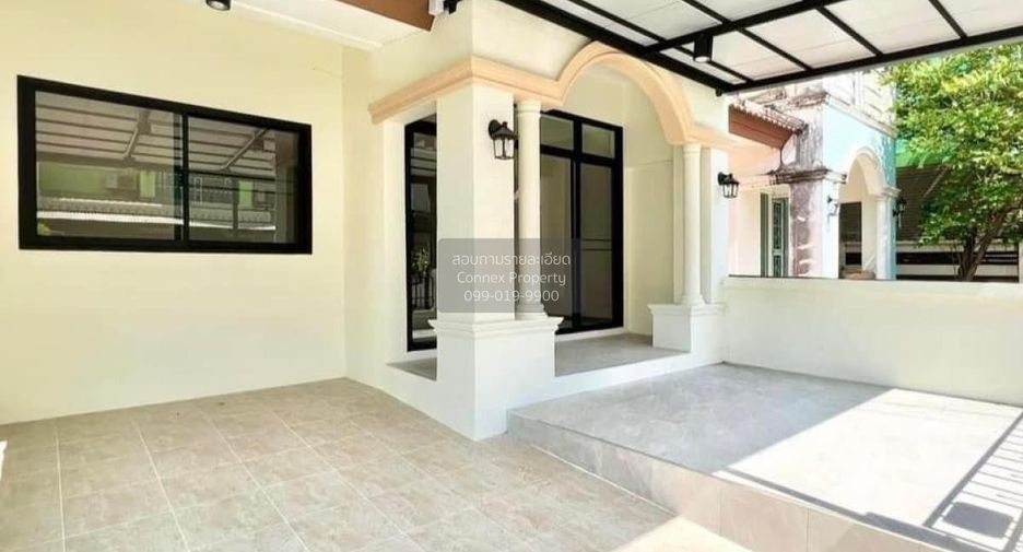 For sale 3 bedrooms townhouse in Bang Bon, Bangkok