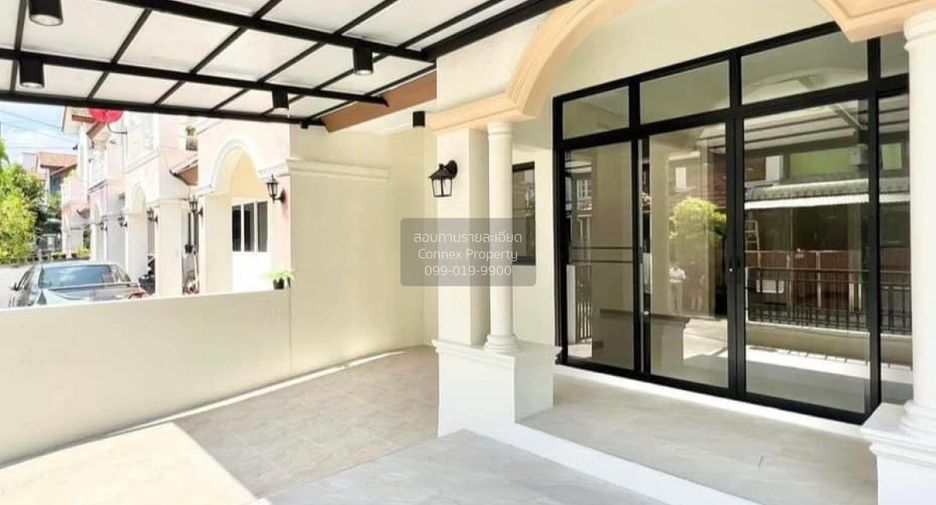 For sale 3 bedrooms townhouse in Bang Bon, Bangkok