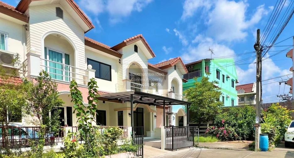 For sale 3 bedrooms townhouse in Bang Bon, Bangkok