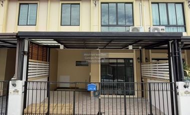 For sale 4 bedrooms townhouse in Bang Phli, Samut Prakan