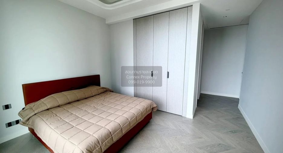 For sale 3 bedrooms condo in Sathon, Bangkok