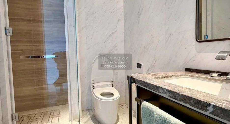 For sale 3 bedrooms condo in Sathon, Bangkok