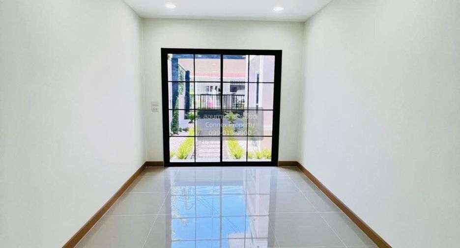 For sale 4 bedrooms house in Mueang Nonthaburi, Nonthaburi