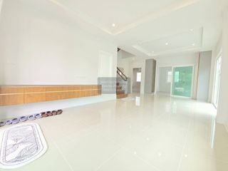For sale 4 bedrooms house in Bang Phli, Samut Prakan