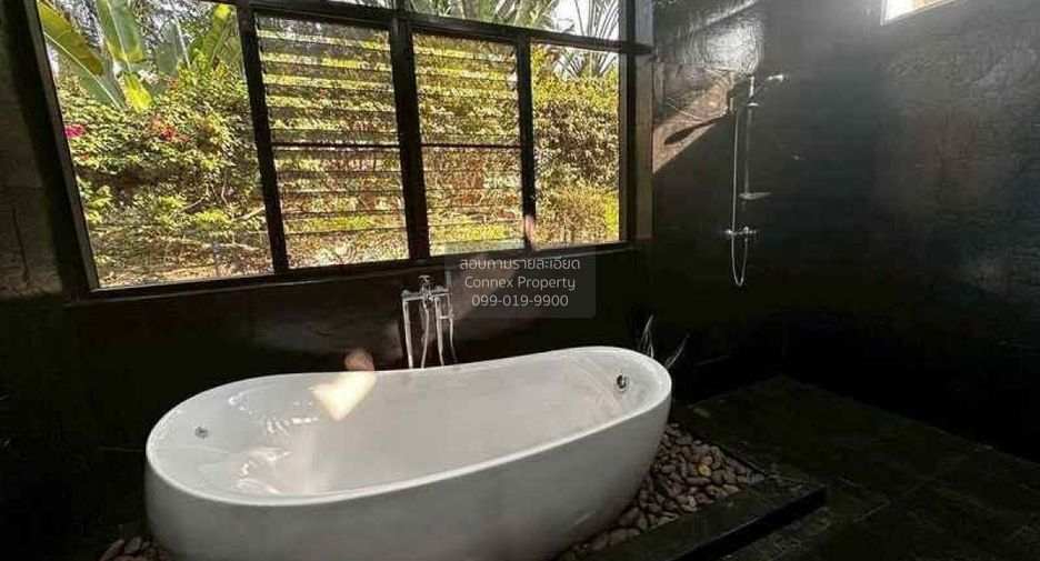 For sale 4 bedrooms house in Bang Saray, Pattaya