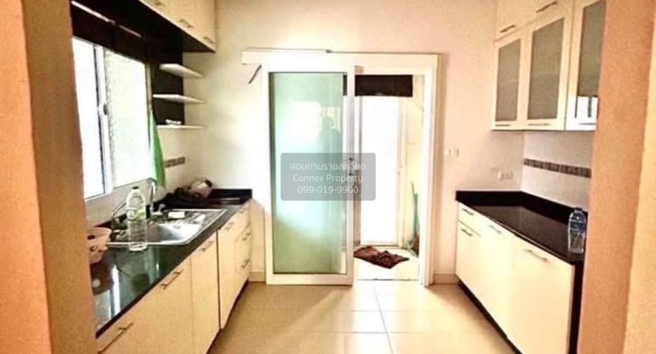 For sale 4 bedrooms house in Nong Chok, Bangkok