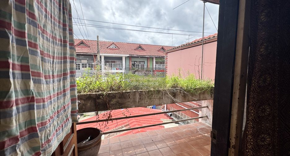 For sale 2 bedrooms townhouse in Nong Khaem, Bangkok