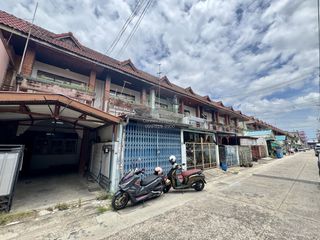 For sale 2 bedrooms townhouse in Nong Khaem, Bangkok