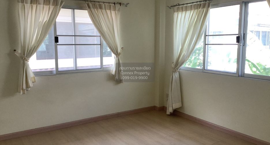 For sale 3 bedrooms house in Mueang Chon Buri, Chonburi