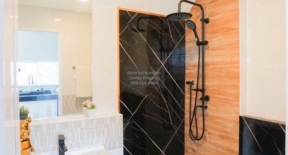 For sale 3 bedrooms townhouse in Pak Kret, Nonthaburi
