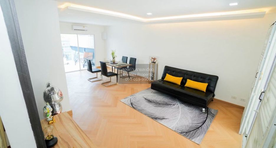 For sale 3 bedrooms townhouse in Pak Kret, Nonthaburi