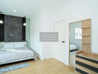 For sale 4 bedrooms townhouse in Mueang Nonthaburi, Nonthaburi