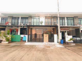 Reihenhaus zum Kauf mit 3 Zimmer in Bang Bua Thong, Nonthaburi