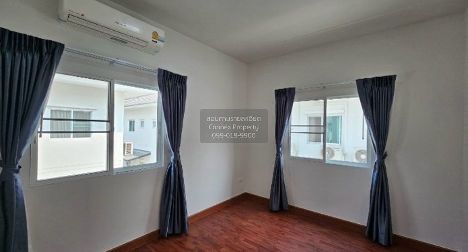 For sale 4 bedrooms house in Krathum Baen, Samut Sakhon