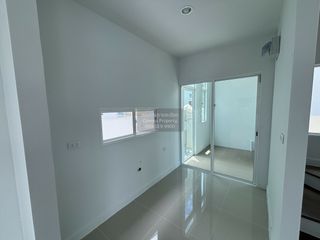 For sale 3 bedrooms house in Mueang Samut Sakhon, Samut Sakhon