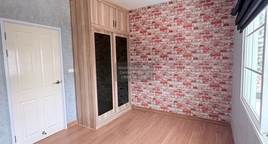 For sale 4 bedrooms house in Bang Khen, Bangkok