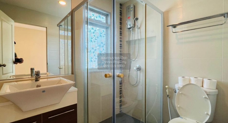 For sale 3 bedrooms house in Khan Na Yao, Bangkok