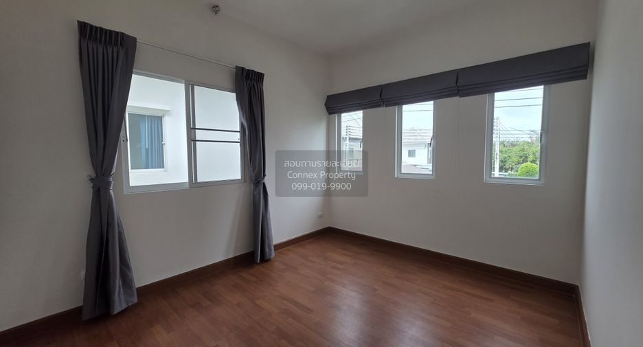 For sale 3 bedrooms house in Krathum Baen, Samut Sakhon