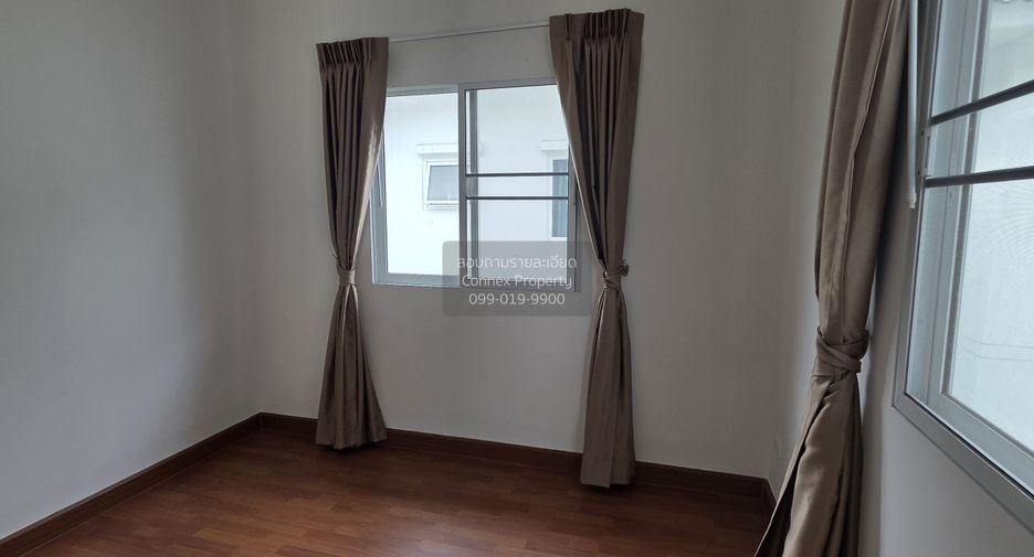 For sale 3 bedrooms house in Krathum Baen, Samut Sakhon