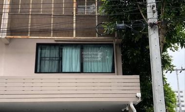 For sale 3 bedrooms townhouse in Pak Kret, Nonthaburi