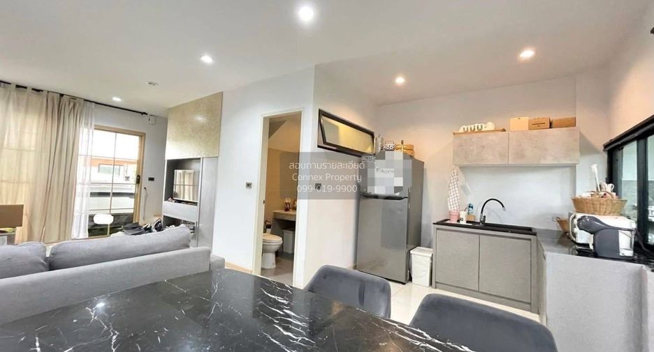 For sale 3 bedrooms townhouse in Pak Kret, Nonthaburi