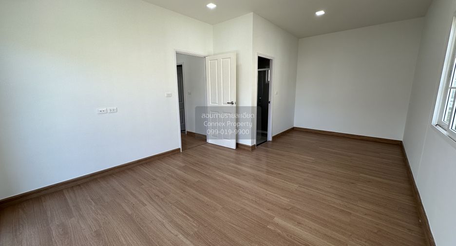 For sale 4 bedrooms house in Mueang Samut Sakhon, Samut Sakhon