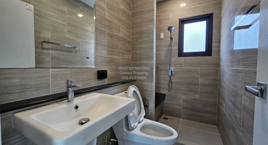 For sale 3 bedrooms house in Mueang Nonthaburi, Nonthaburi