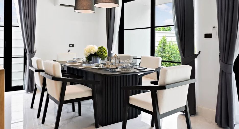 Casa en venta de 6 habitaciones en Bang Lamung, Chonburi