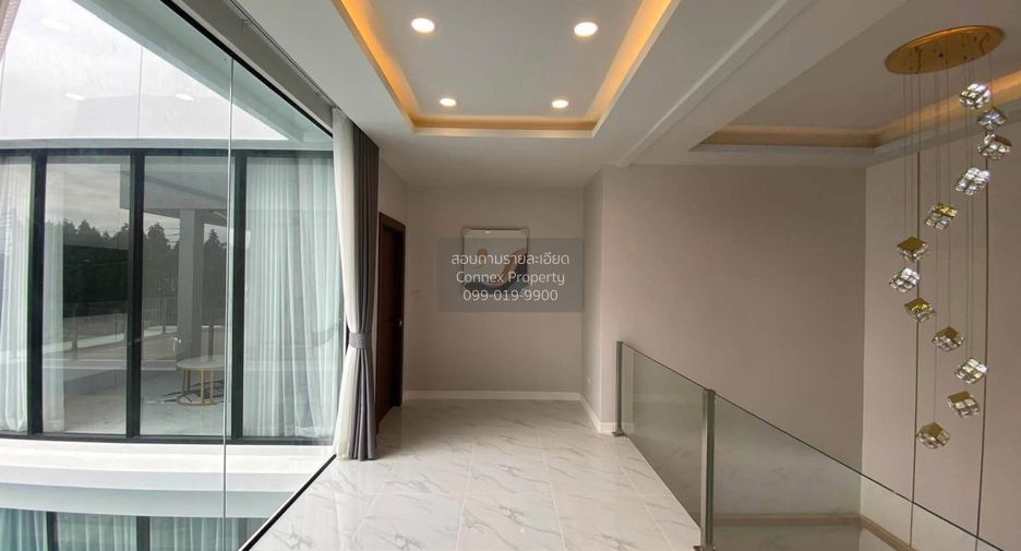For sale 5 bedrooms house in Bang Lamung, Chonburi