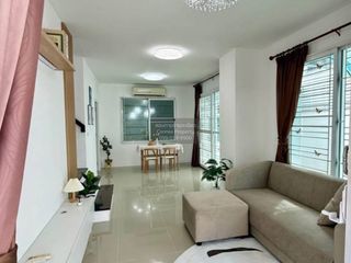 For sale 3 bedrooms house in Don Mueang, Bangkok