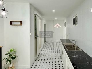 For sale 3 bedrooms house in Don Mueang, Bangkok